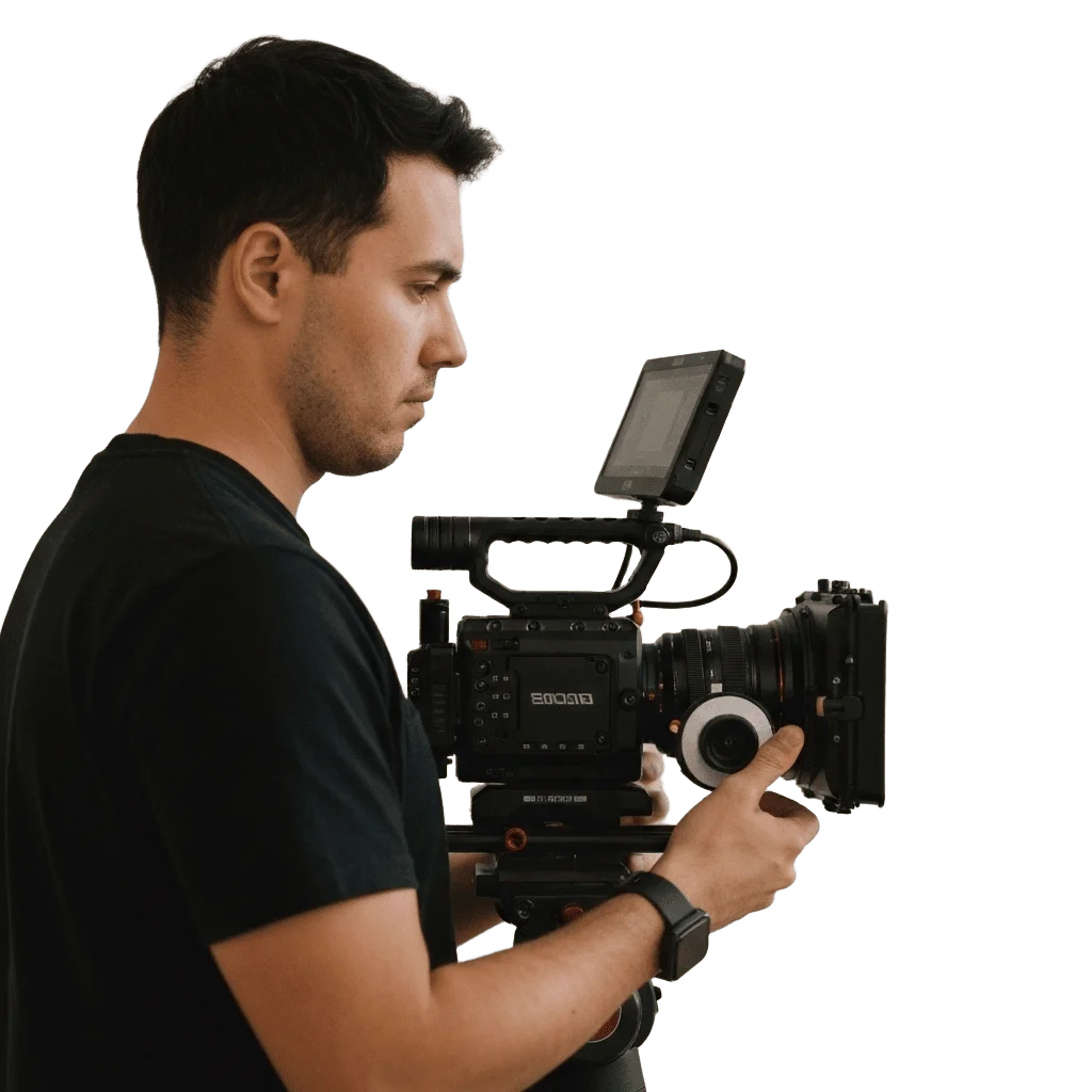 Equipe da Crioula Câmera em produção audiovisual